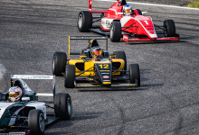 Diego Borges explora como a tecnologia redefine o desempenho e a eficiência dos carros no WEC, unindo inovação e velocidade.